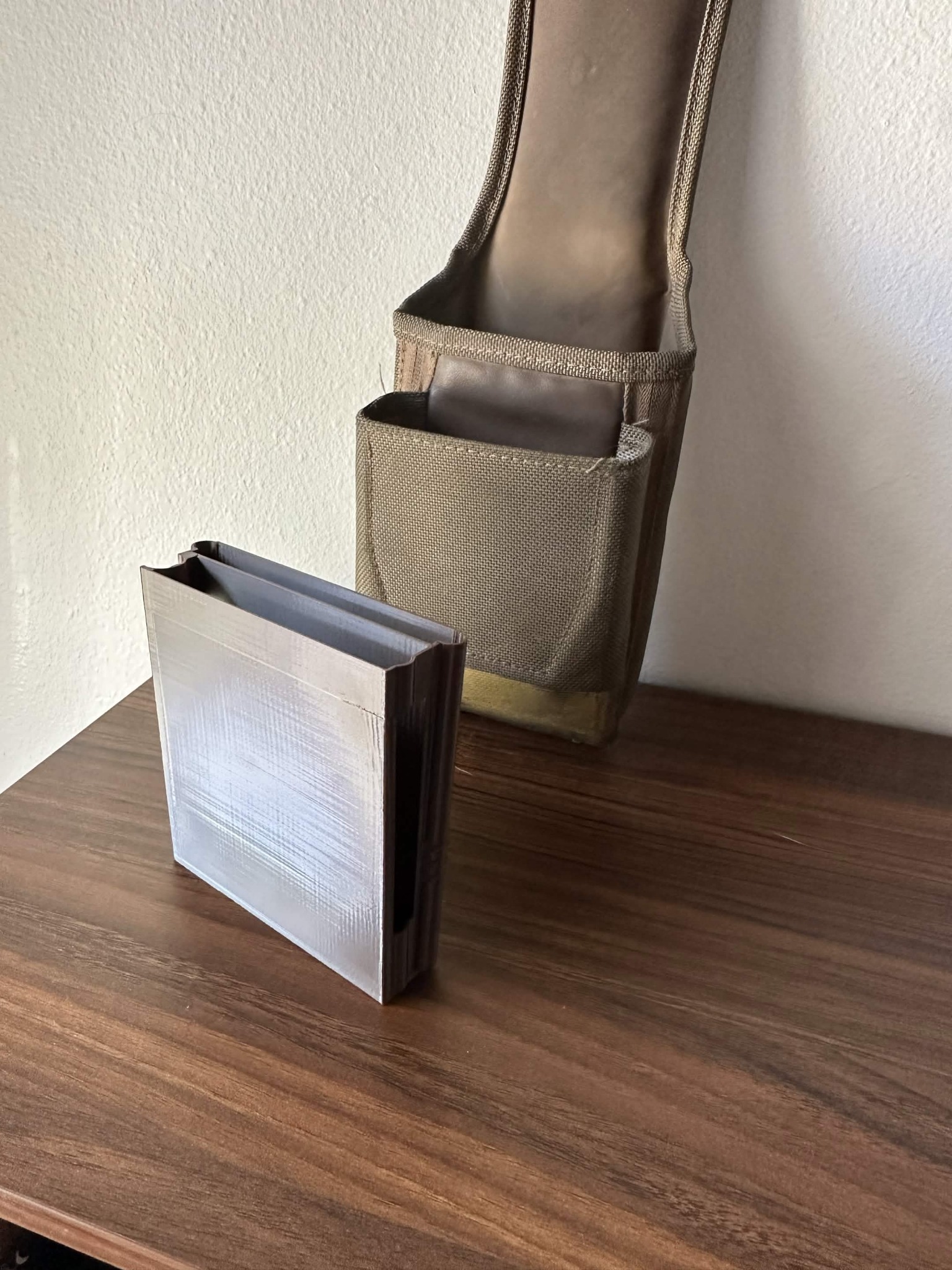 Standard Brown Pouch organizer