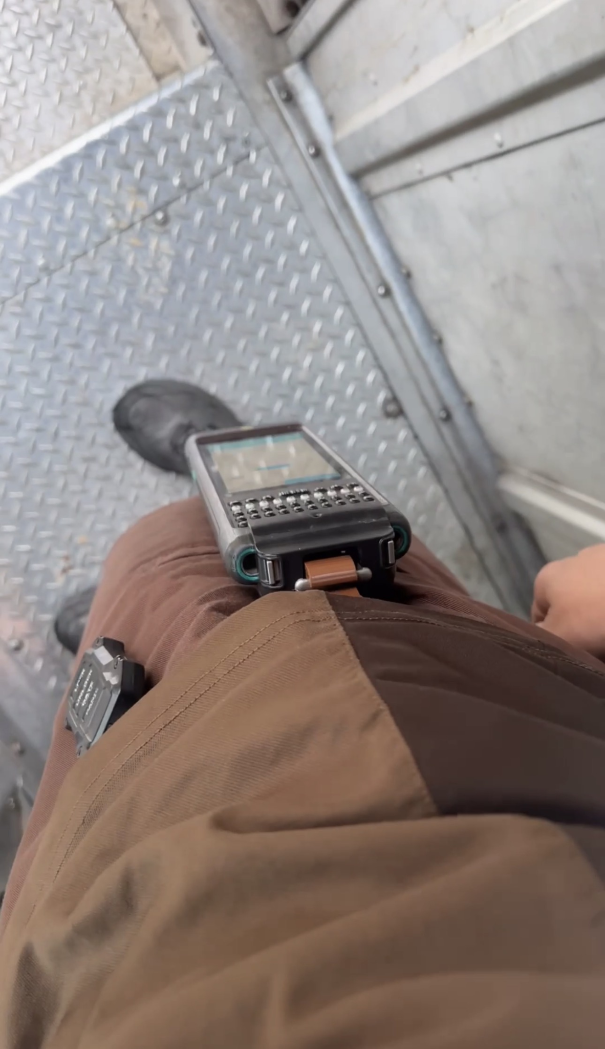 DIAD clip attached during route use, wider view